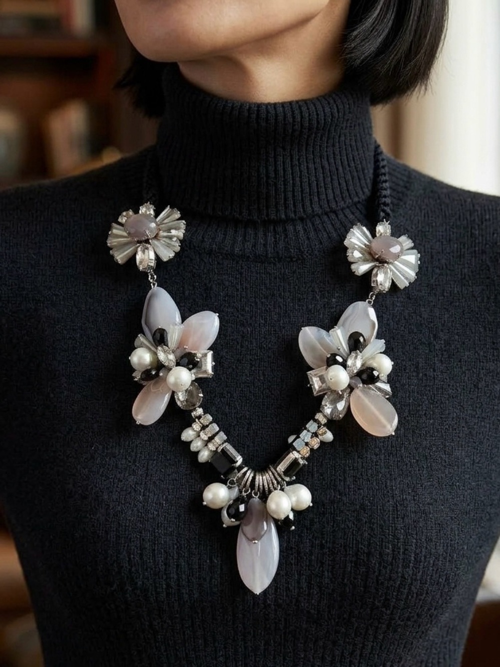 Weekend Max Mara Gray and Pearl Floral Tie-Back Necklace